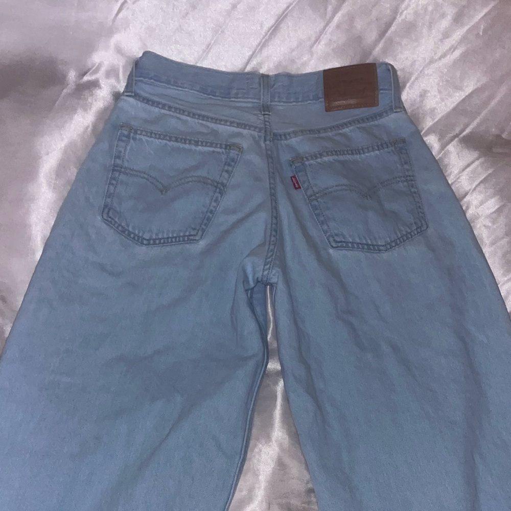 Levi’s baggy low rise jeans